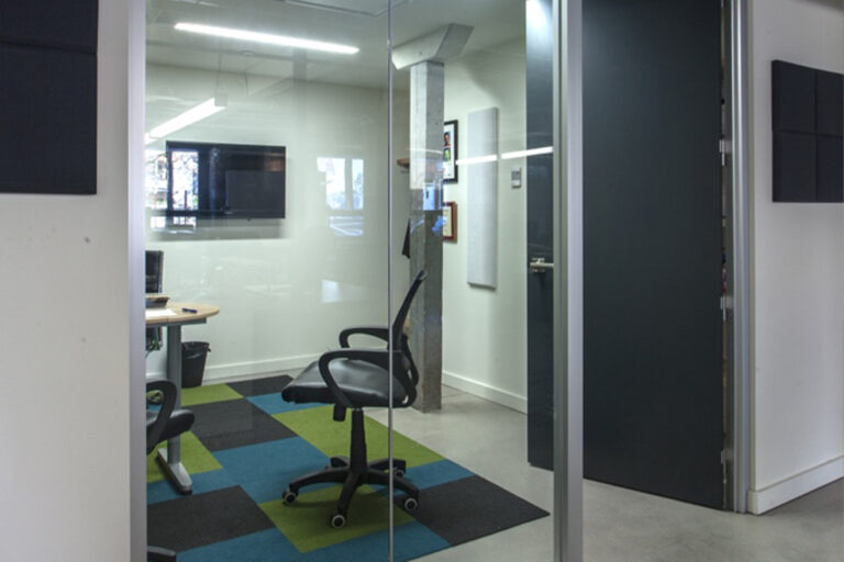 Tandemlaunch-office-10